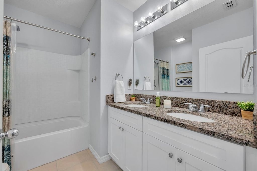 Image 22 of property listing at 3674 YACOBIAN PLACE, Orlando, FL 32824