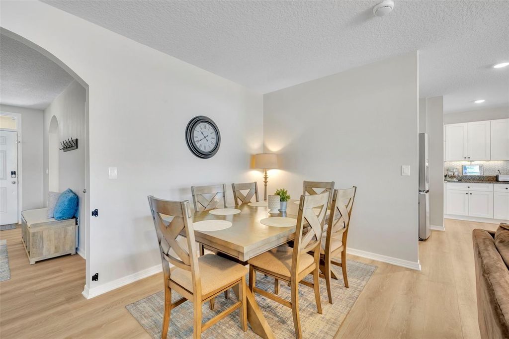 Image 9 of property listing at 3674 YACOBIAN PLACE, Orlando, FL 32824