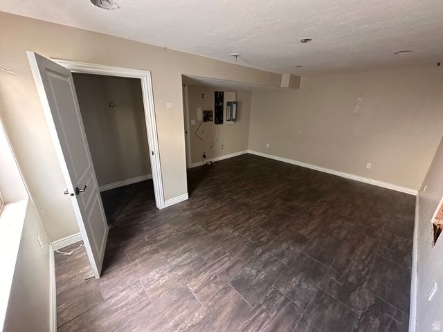 6804 S MAJESTIC RD, West Jordan, UT 84081