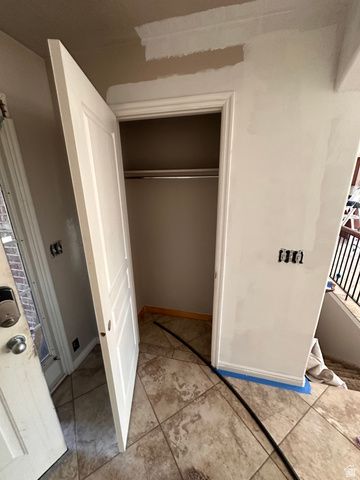 6804 S MAJESTIC RD, West Jordan, UT 84081