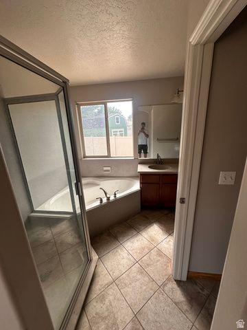 6804 S MAJESTIC RD, West Jordan, UT 84081