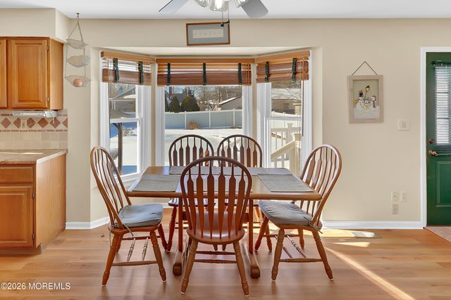 67 Essex Avenue, Hazlet, NJ 07734