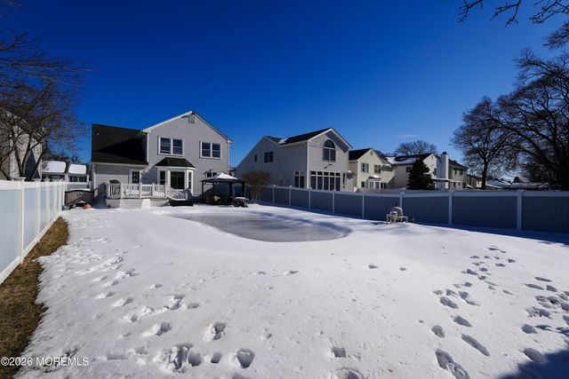 67 Essex Avenue, Hazlet, NJ 07734