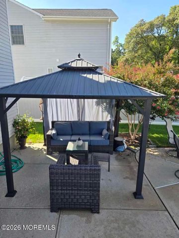 67 Essex Avenue, Hazlet, NJ 07734