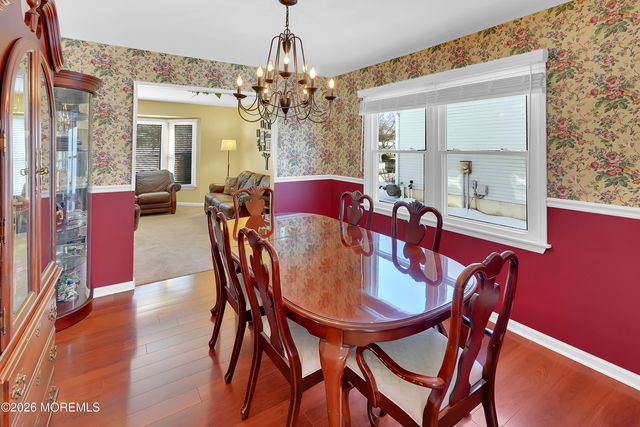 67 Essex Avenue, Hazlet, NJ 07734