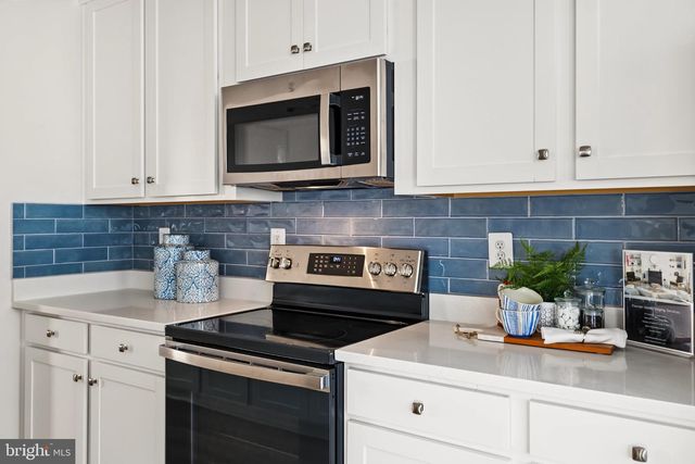 14176 GYPSUM LOOP, Chantilly, VA 20151