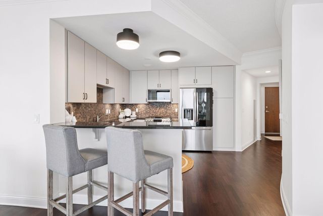 100 3rd Avenue S 1908, Minneapolis, MN 55401