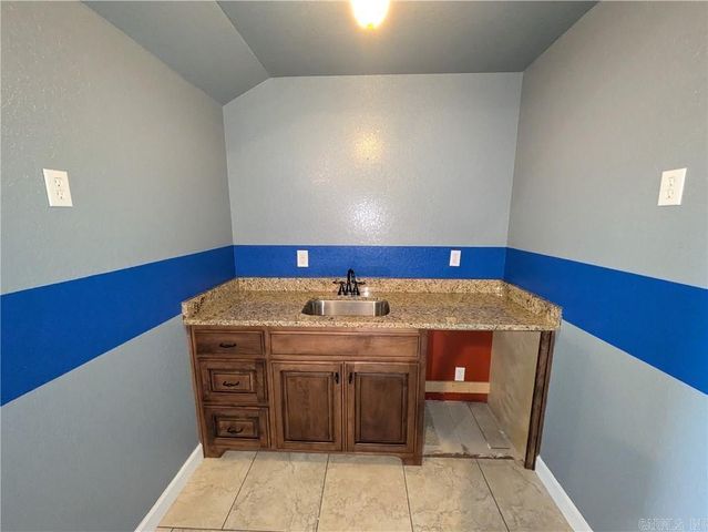 302 Private Rd 3388, Clarksville, AR 72830