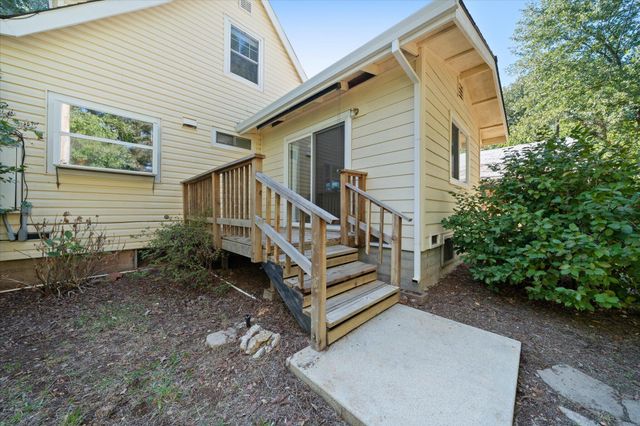 10241 Deschutes Road, Palo Cedro, CA 96073