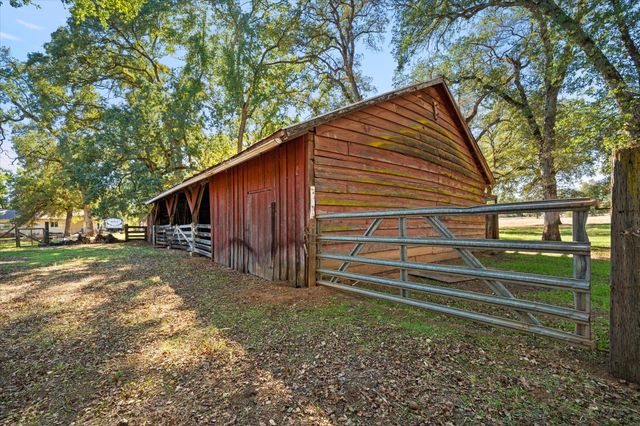 10241 Deschutes Road, Palo Cedro, CA 96073