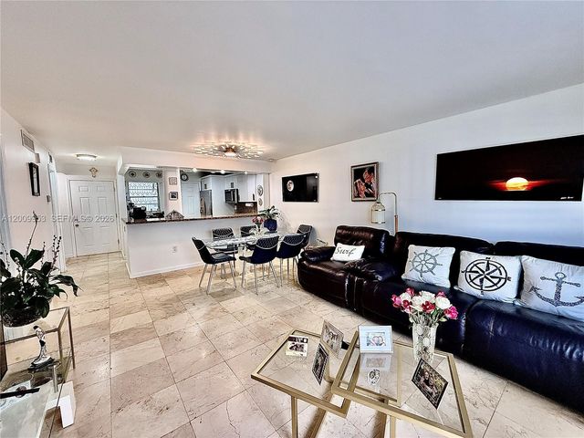 3551 NE 169th St 105, North Miami Beach, FL 33160