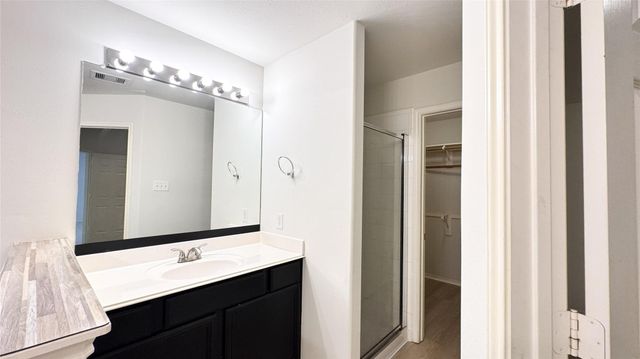 6818 Hampden Point Court, Houston, TX 77040