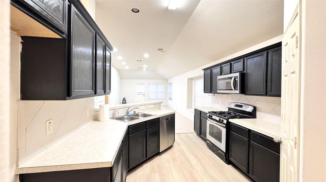 6818 Hampden Point Court, Houston, TX 77040