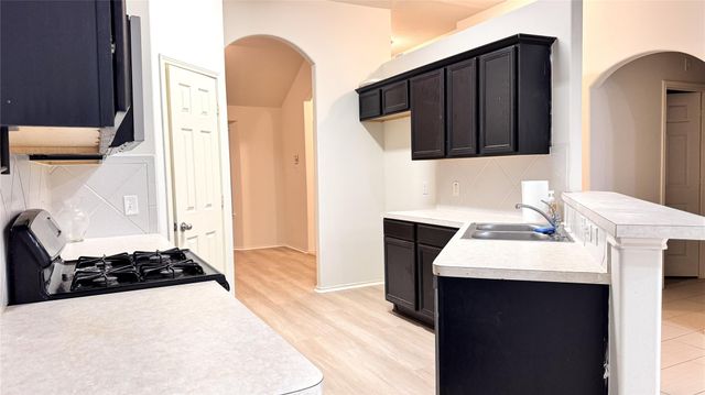 6818 Hampden Point Court, Houston, TX 77040