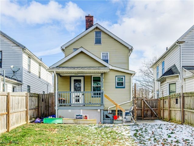 620 Washington Avenue, Girard, OH 44420