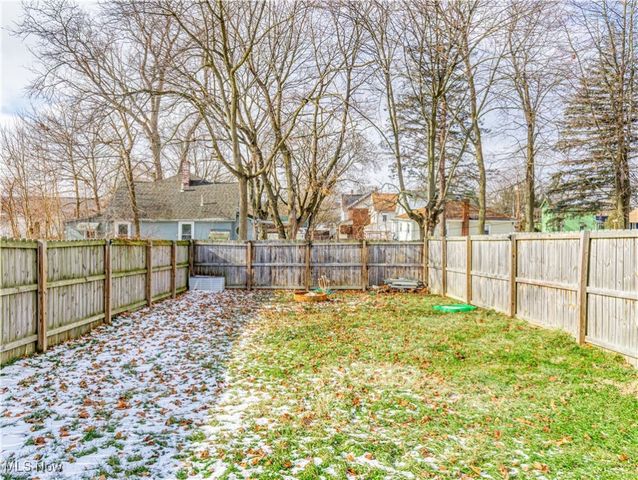 620 Washington Avenue, Girard, OH 44420