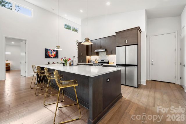 1852 Lakedell Drive, Charlotte, NC 28215