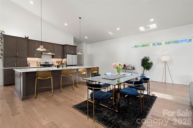 1852 Lakedell Drive, Charlotte, NC 28215