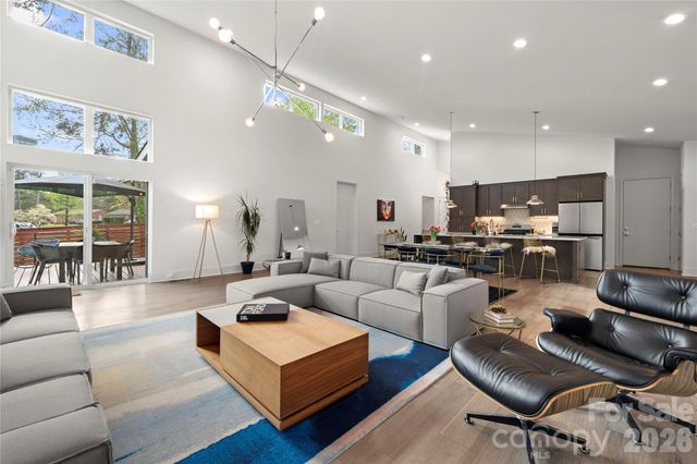 1852 Lakedell Drive, Charlotte, NC 28215