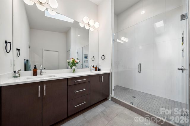 1852 Lakedell Drive, Charlotte, NC 28215