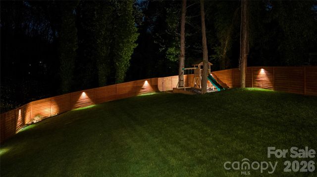 1852 Lakedell Drive, Charlotte, NC 28215