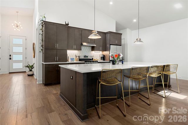 1852 Lakedell Drive, Charlotte, NC 28215