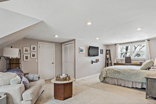 71 Agricultural Ave, Rehoboth, MA 02769