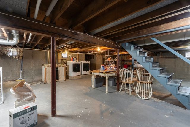 71 Agricultural Ave, Rehoboth, MA 02769