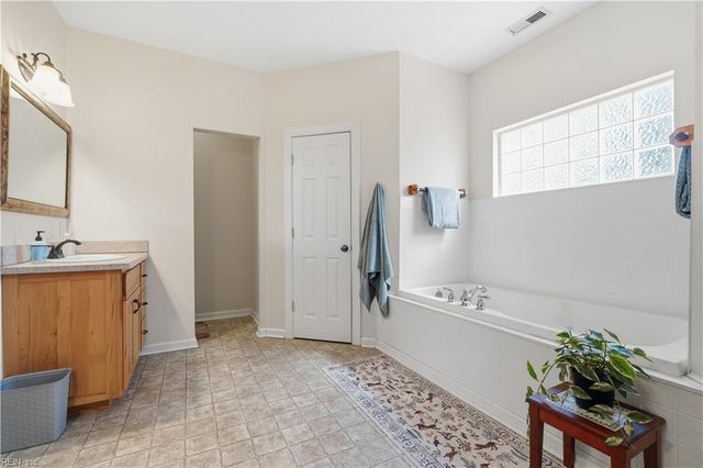 1911 Greenway RD, Suffolk, VA 23438