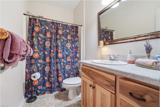 1911 Greenway RD, Suffolk, VA 23438