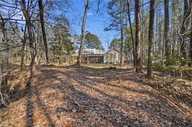 1911 Greenway RD, Suffolk, VA 23438