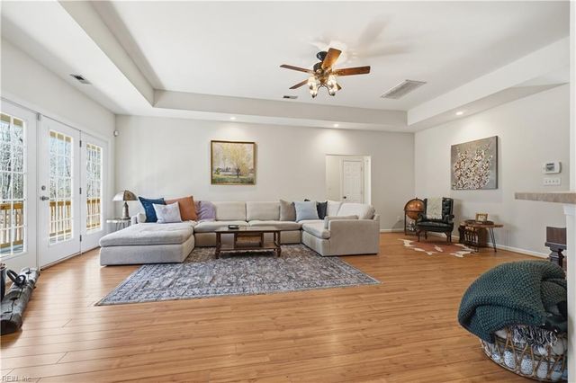 1911 Greenway RD, Suffolk, VA 23438