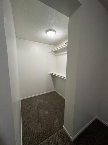 1020 8th Avenue SE, Saint Cloud, MN 56304