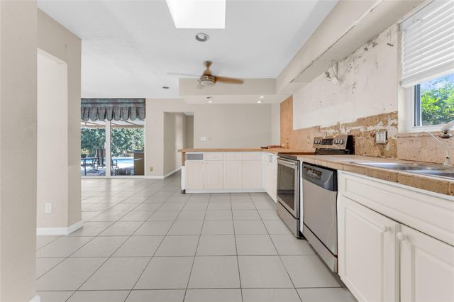 1698 SW 7th Court, Boca Raton, FL 33486