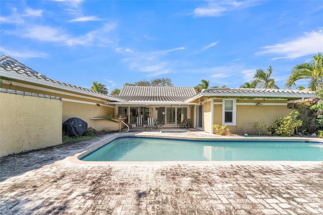 1698 SW 7th Court, Boca Raton, FL 33486
