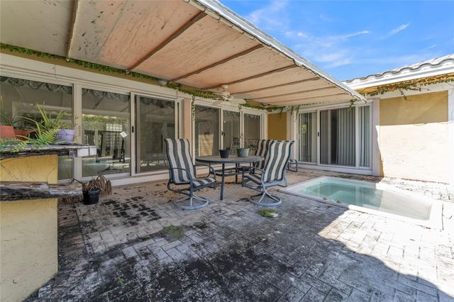 1698 SW 7th Court, Boca Raton, FL 33486