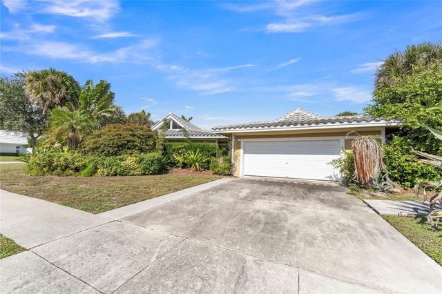 1698 SW 7th Court, Boca Raton, FL 33486