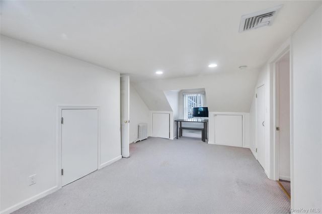 40 Columbia Street, Bethpage, NY 11714