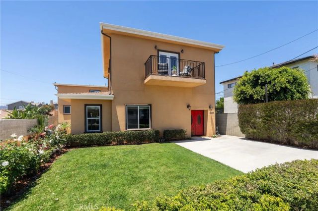 24107 Alliene Avenue, Lomita, CA 90717