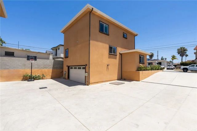 24107 Alliene Avenue, Lomita, CA 90717