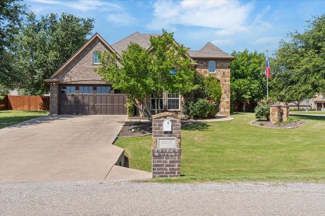 2937 Willow Ridge Circle, Granbury, TX 76049