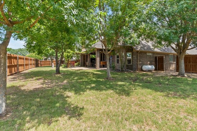 2937 Willow Ridge Circle, Granbury, TX 76049