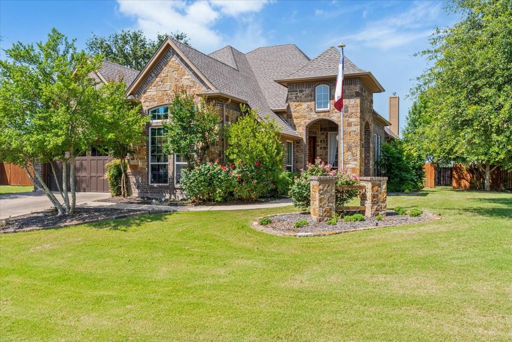2937 Willow Ridge Circle, Granbury, TX 76049