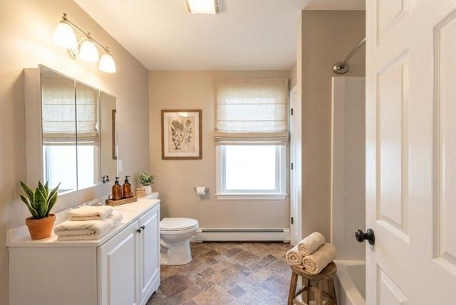 35 Cedar St 6, Gardner, MA 01440