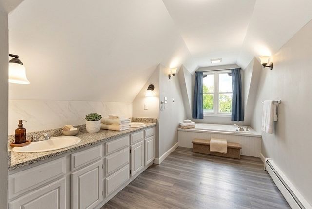 35 Cedar St 6, Gardner, MA 01440