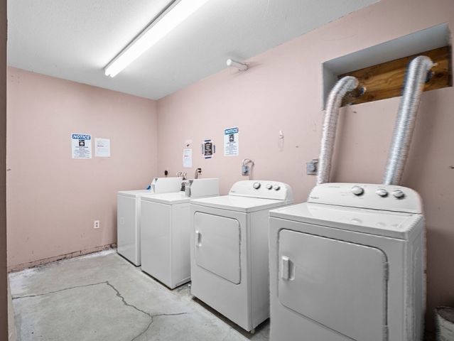 35 Cedar St 6, Gardner, MA 01440