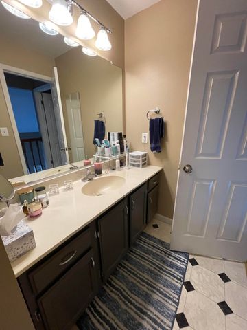152 Holly Lane, Schererville, IN 46375