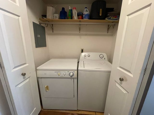 152 Holly Lane, Schererville, IN 46375