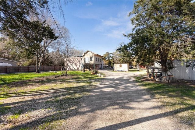 1474 Vz County Road 3810, Wills Point, TX 75169