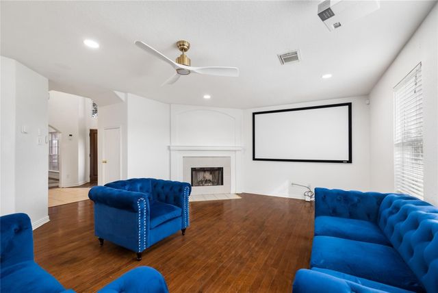 2042 Mickle Creek Drive, Houston, TX 77049